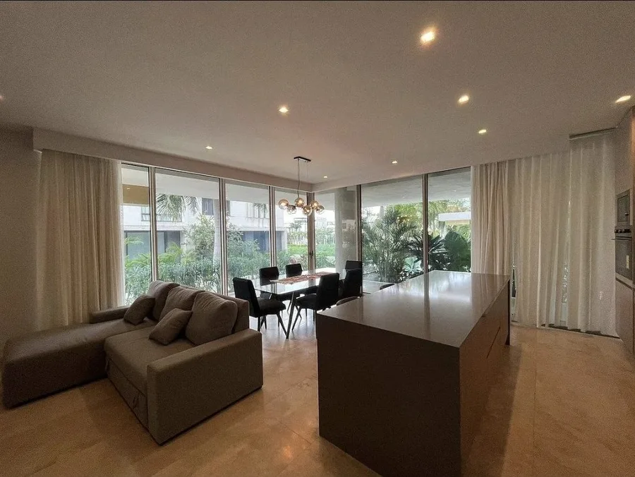 Manzana 27 Lote 1-02 UC 38 Entre Calle Puerto Cancún y Calle Puerto Márquez Condominio